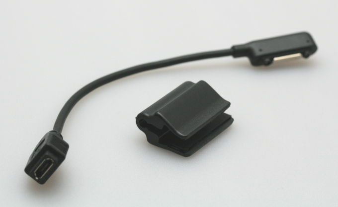SANWA SUPPLY サンワサプライ Xperia用充電変換アダプタ (microUSB-充電端子) ブラック AD-USB21XP